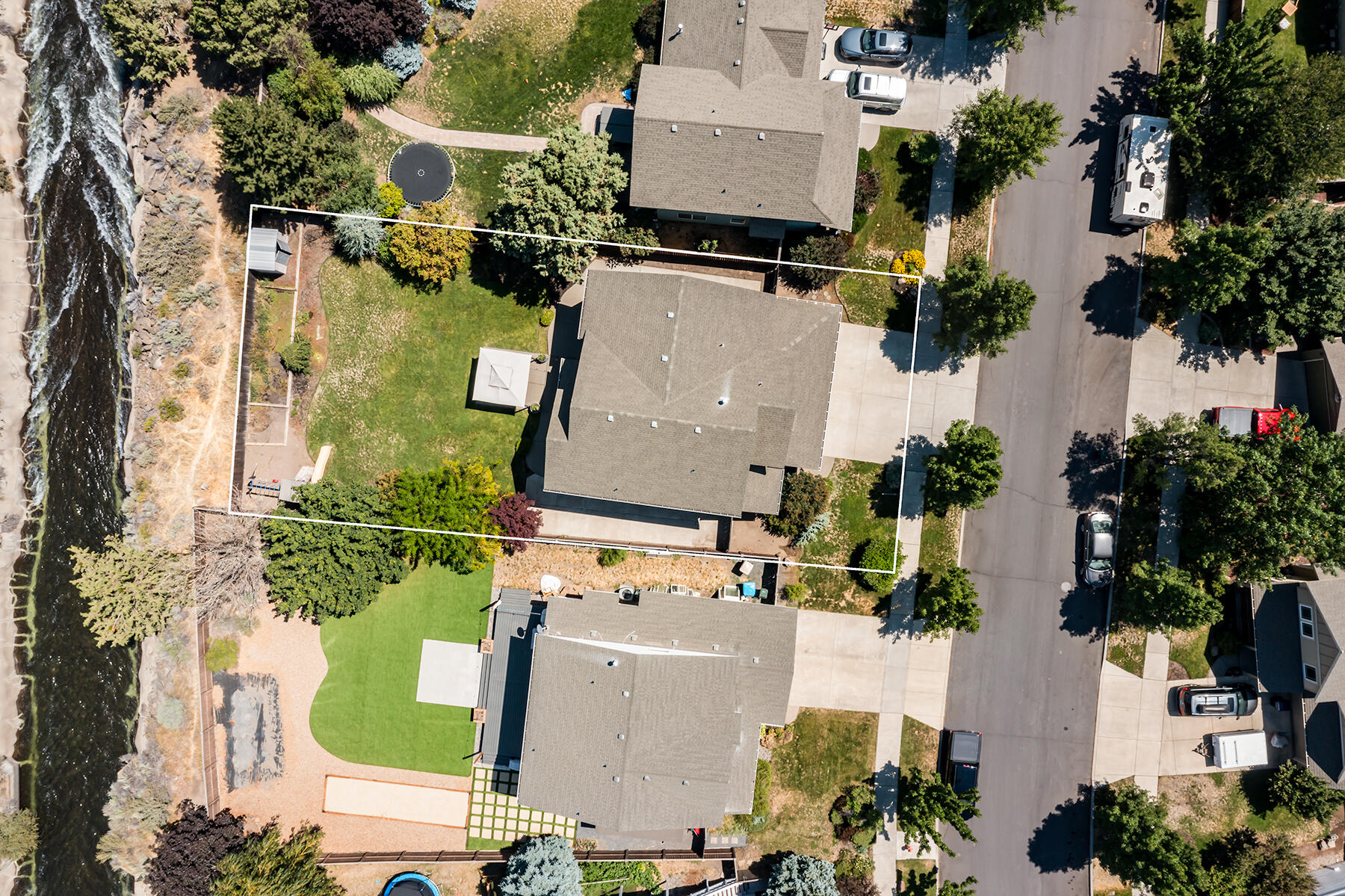 Quiet Canyon - Residential