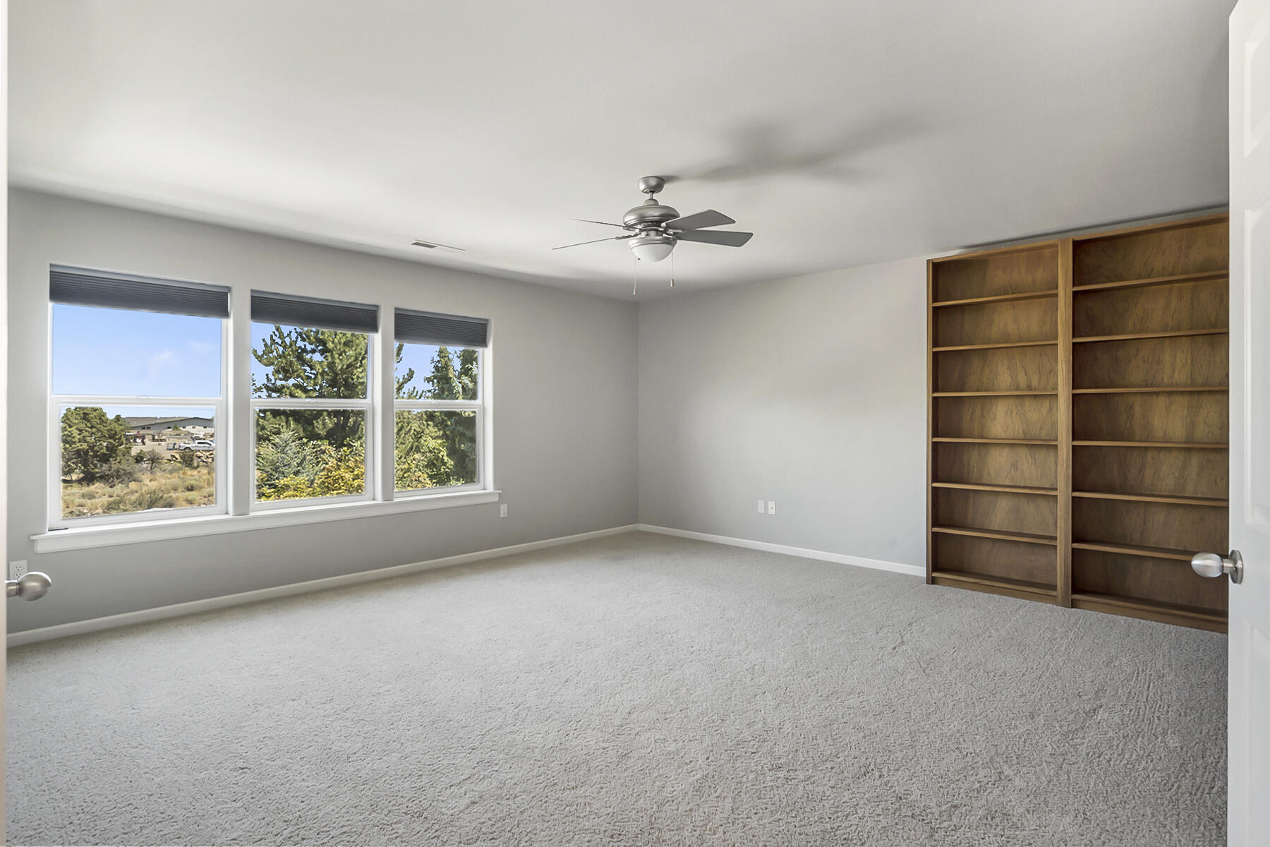 Quiet Canyon - Residential