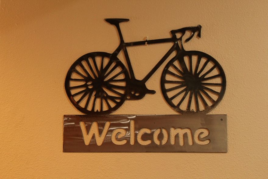 Looking for your Sunriver getaway? This downstairs condo has what you are looking for. Relaxation, fun, golfing, rivers, lakes, snow sports and more; all within miles of The Ridge Condos. Take a stroll or bike ride on the 35 miles of paved paths. Sunriver Village and the SHARC are less than a mile away. After a day of fun enjoy sitting by the fire with a warm beverage and read a book; take a short walk to the onsite hot tub. The monthly HOA covers ALL utilities, cable internet, property taxes, building insurance, interior & exterior reserve funds. Non-smoking and pet rules apply. RCI membership available. 1/8 share (6 weeks).