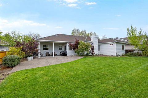 Tiny photo for 747 Eastridge Drive, Medford, OR 97504 (MLS # 220220219)