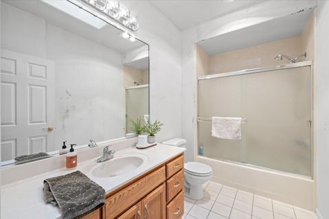 Tiny photo for 747 Eastridge Drive, Medford, OR 97504 (MLS # 220220219)