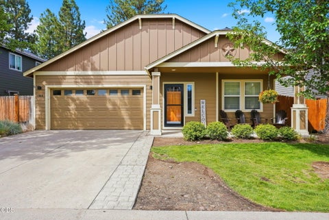 Photo of 1610 W Carson Avenue, Sisters, OR 97759 (MLS # 220227574)