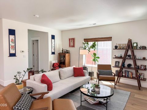 Tiny photo for 683 NE Providence Drive, Bend, OR 97701 (MLS # 220223940)