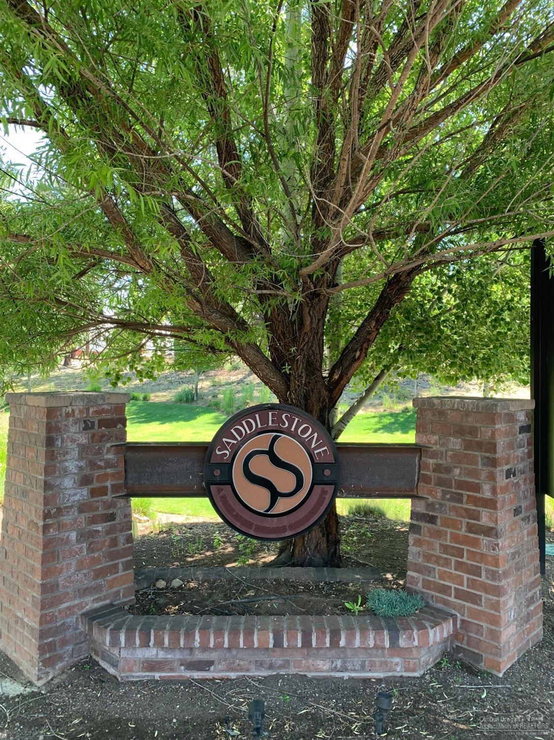 SaddleStone - Residential