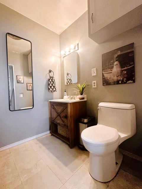 Tiny photo for 33228 Malheur Street, Sprague River, OR 97639 (MLS # 220211923)