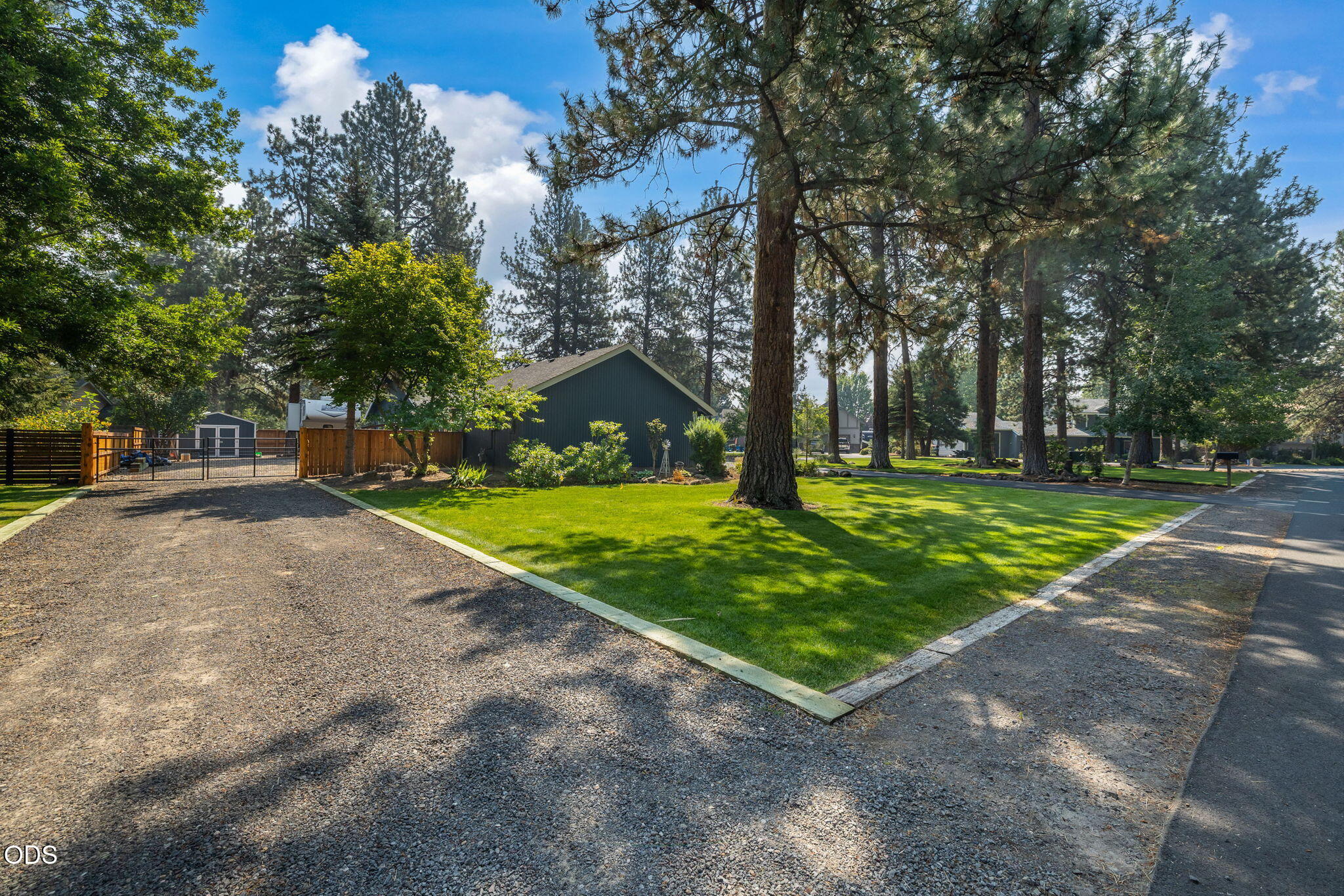 21001 SE King Hezekiah Way