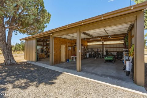 Tiny photo for 16248 SW Quail Road, Terrebonne, OR 97760 (MLS # 220225096)