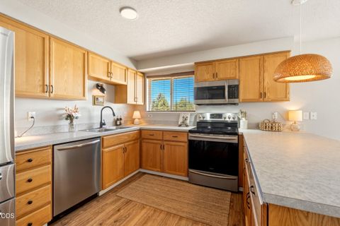 Tiny photo for 16248 SW Quail Road, Terrebonne, OR 97760 (MLS # 220225096)