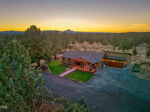 Photo of 16248 SW Quail Road, Terrebonne, OR 97760 (MLS # 220225096)