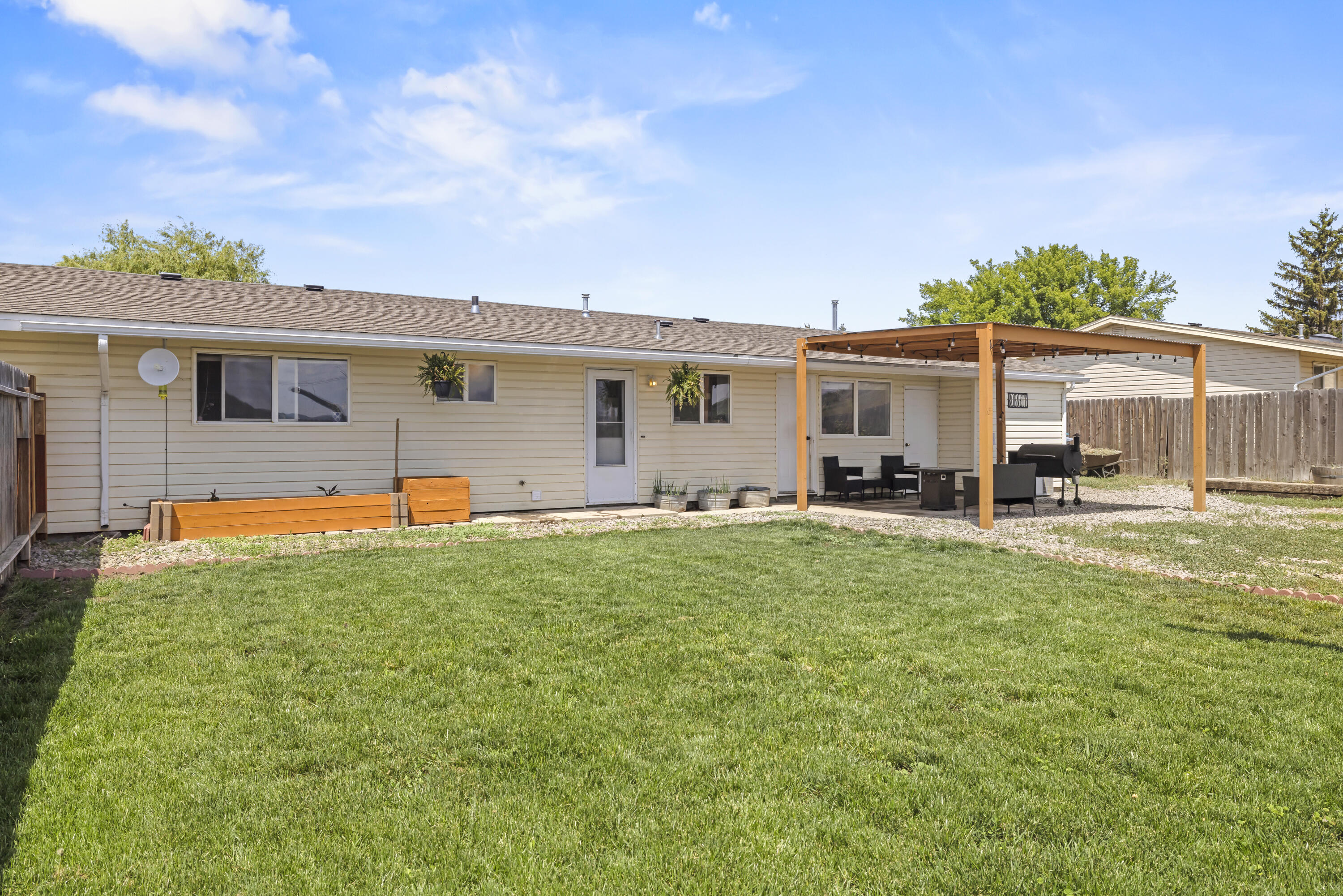 Falcon Heights Condominiums -Stage I - Residential