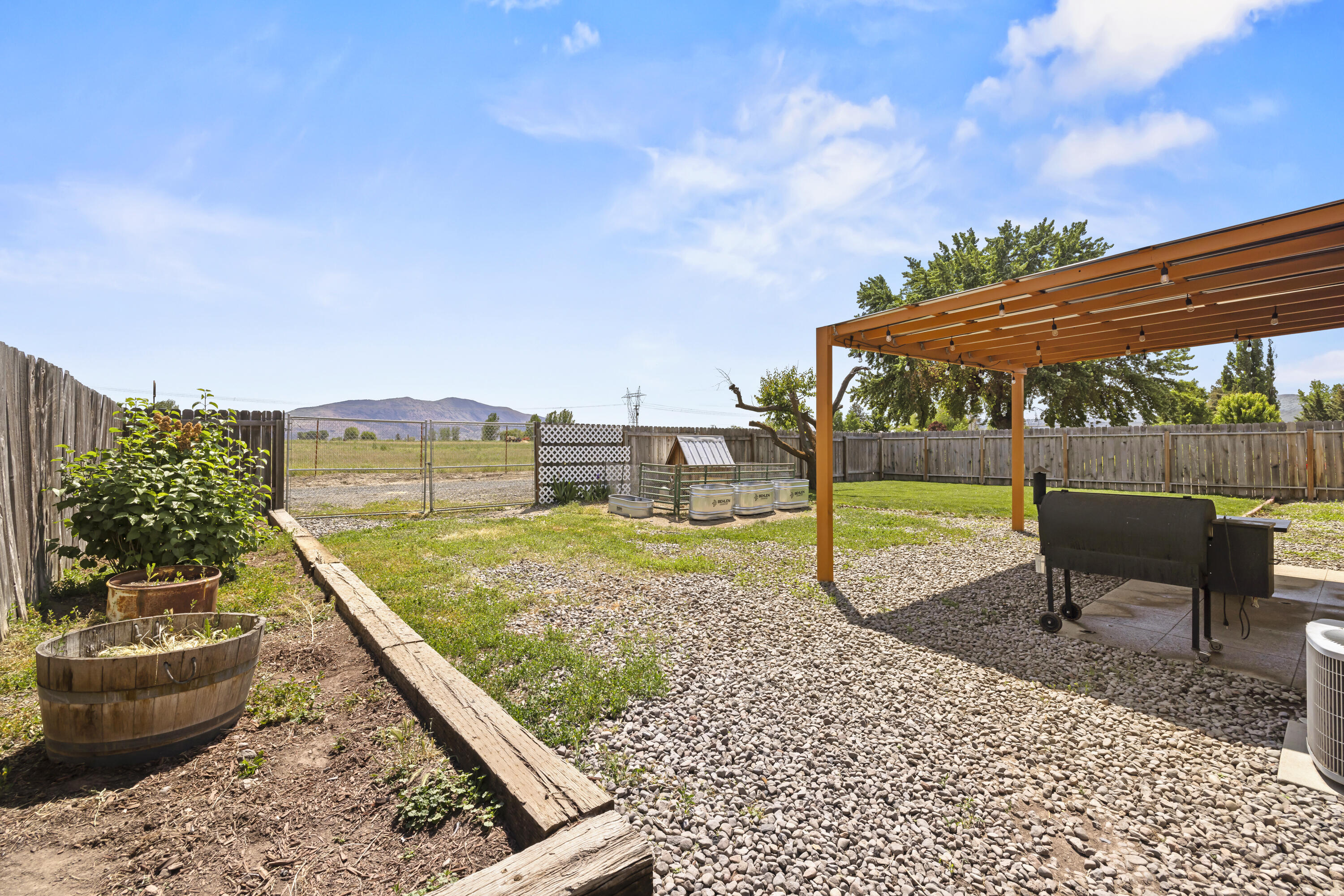 Falcon Heights Condominiums -Stage I - Residential