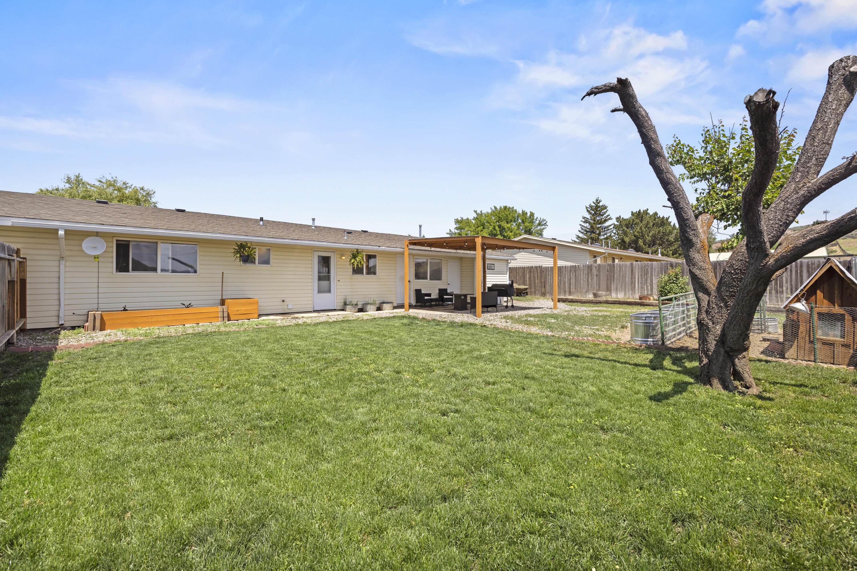 Falcon Heights Condominiums -Stage I - Residential