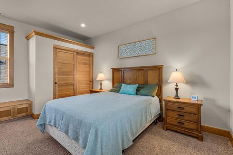 Tiny photo for 10994 Desert Sky Loop, Redmond, OR 97756 (MLS # 220215879)