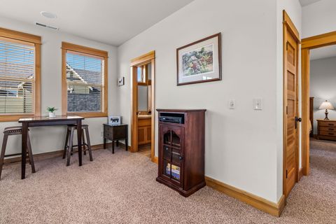 Tiny photo for 10994 Desert Sky Loop, Redmond, OR 97756 (MLS # 220215879)