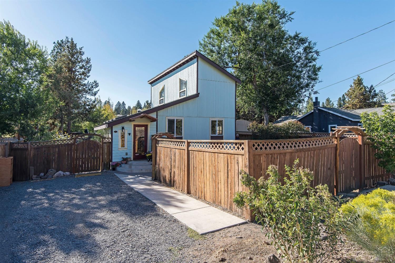 Awbrey Road Heights - Residential