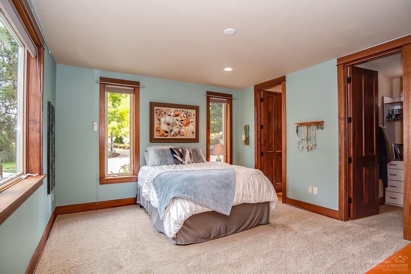 Awbrey Butte - Residential