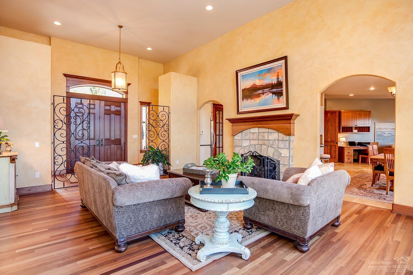 Awbrey Butte - Residential