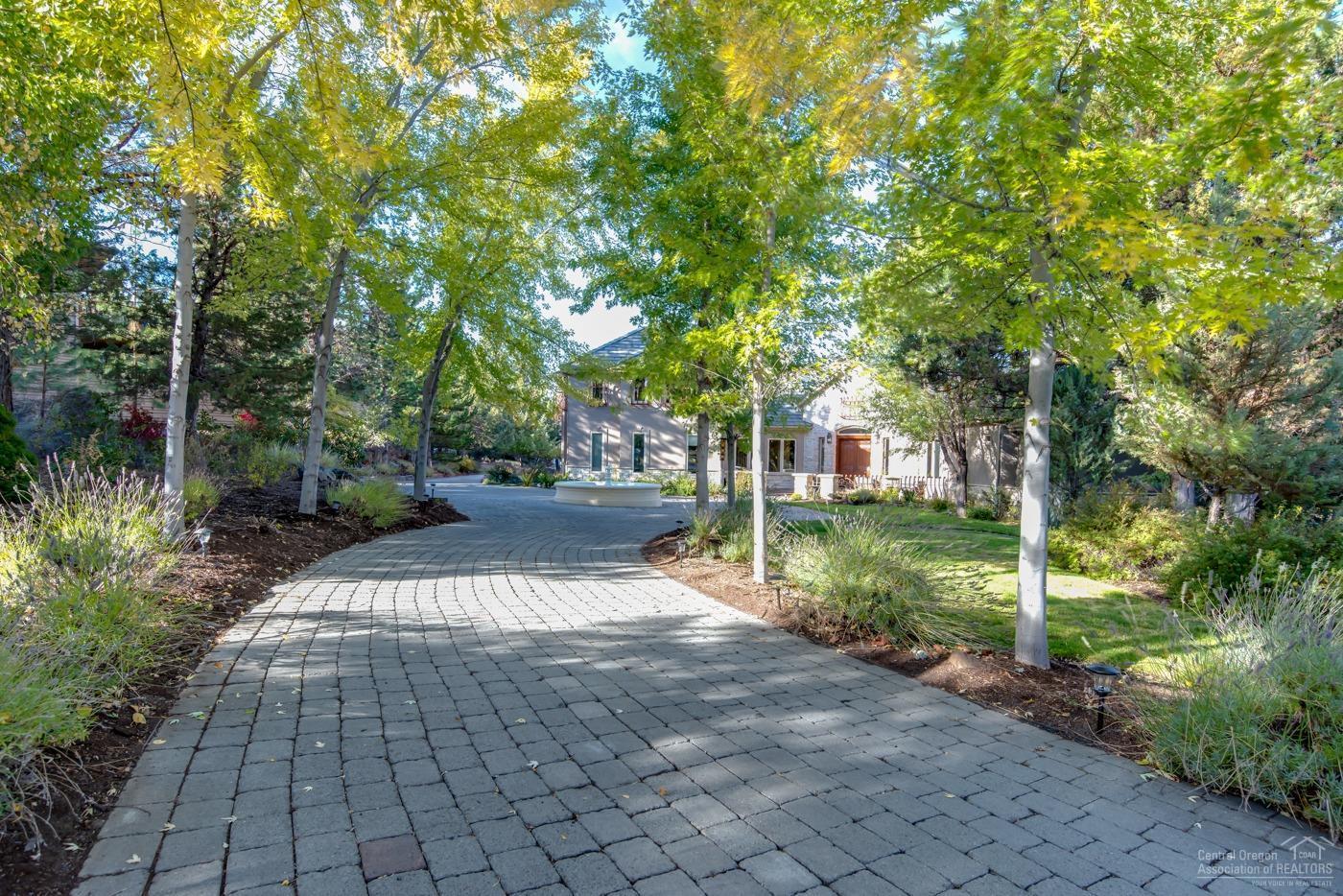 Awbrey Butte - Residential
