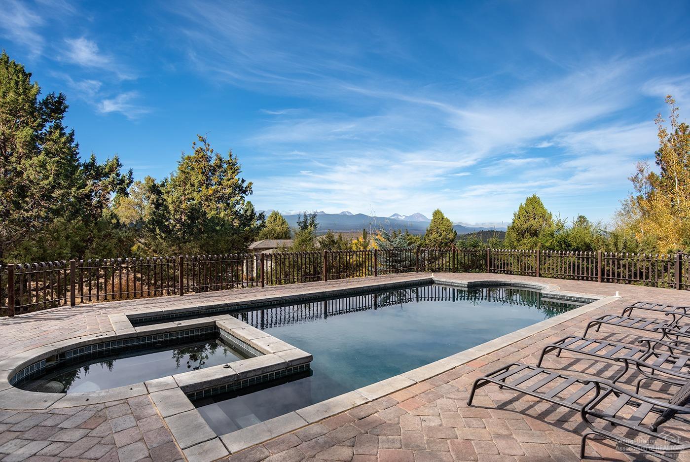 Awbrey Butte - Residential