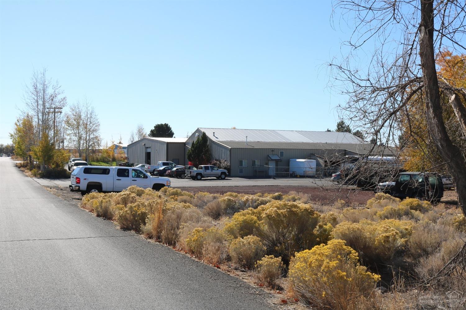 CLAR - Commercial Sale