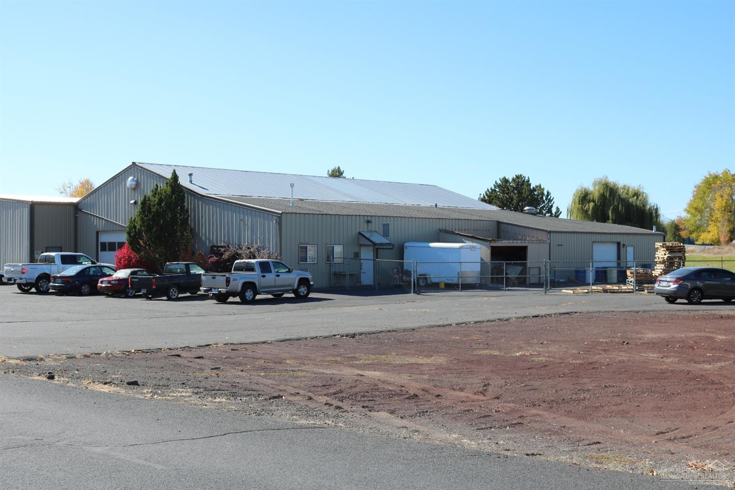 CLAR - Commercial Sale