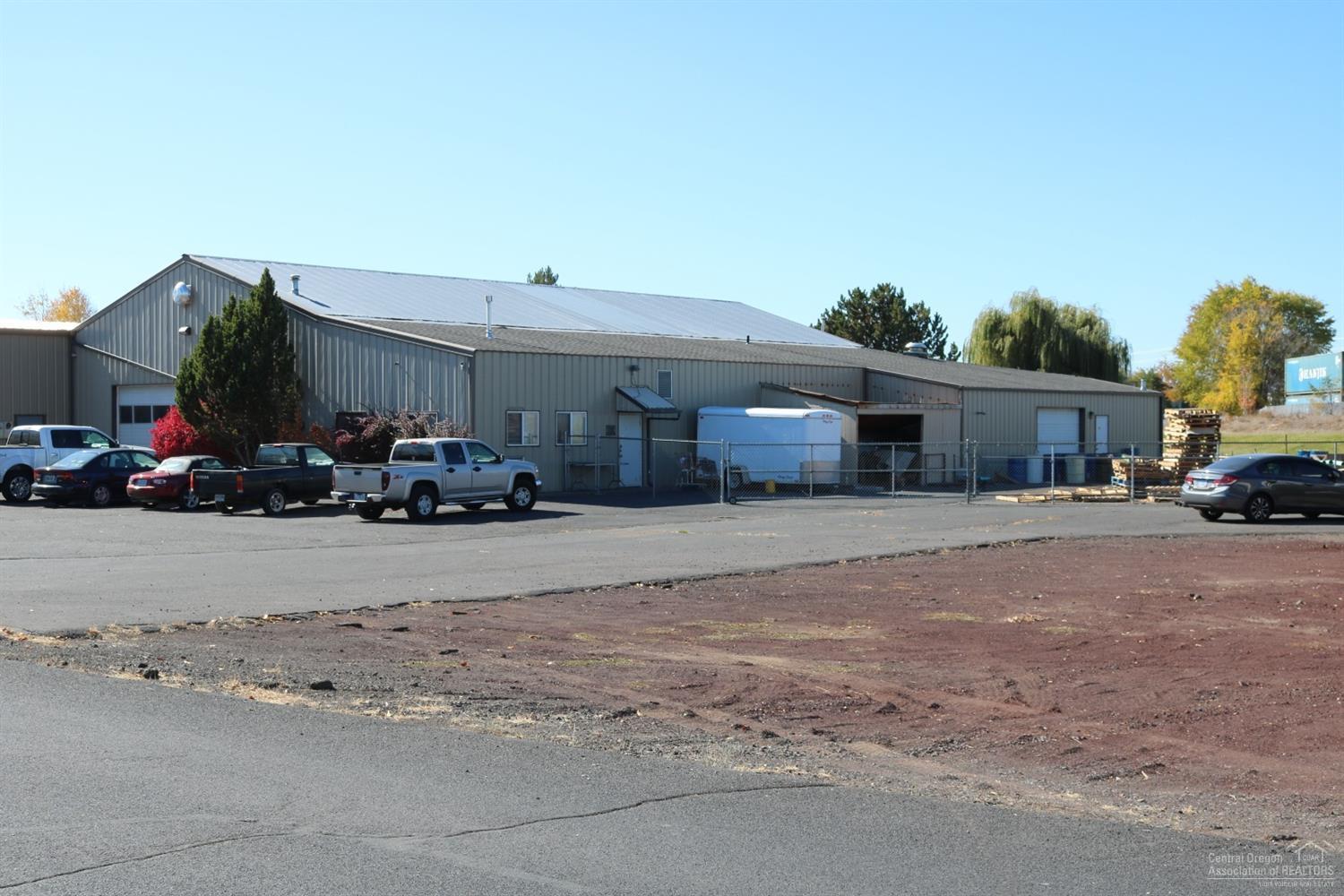 CLAR - Commercial Sale