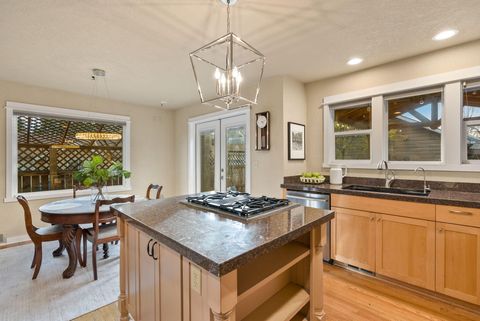 Tiny photo for 1439 NW 4th Street, Bend, OR 97703 (MLS # 220212058)