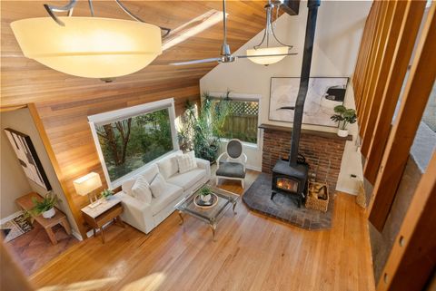 Tiny photo for 1439 NW 4th Street, Bend, OR 97703 (MLS # 220212058)