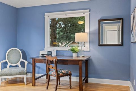 Tiny photo for 1439 NW 4th Street, Bend, OR 97703 (MLS # 220212058)