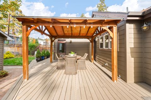 Tiny photo for 1439 NW 4th Street, Bend, OR 97703 (MLS # 220212058)