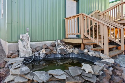 Tiny photo for 7002 SE Davis Loop Loop, Prineville, OR 97754 (MLS # 220213828)