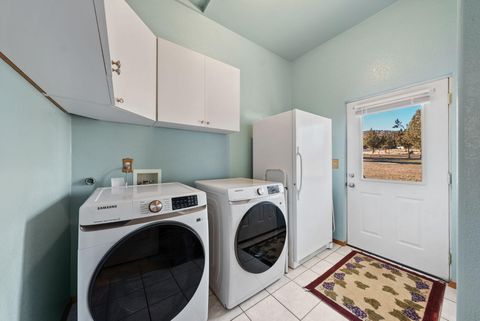 Tiny photo for 7002 SE Davis Loop Loop, Prineville, OR 97754 (MLS # 220213828)