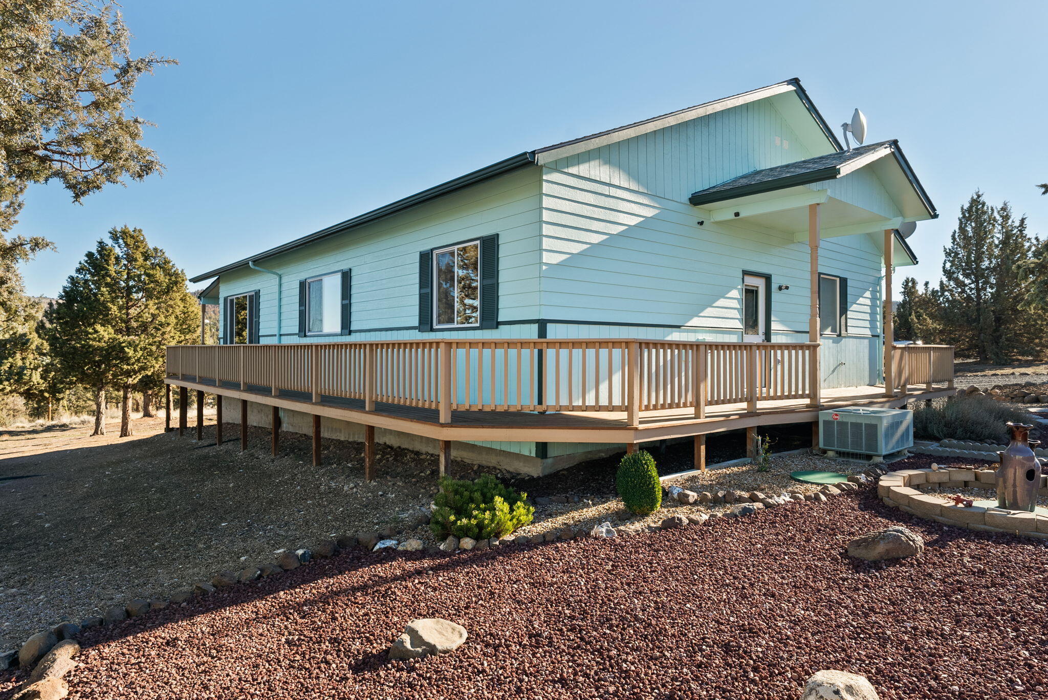 7002 SE Davis Loop
