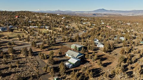 Tiny photo for 7002 SE Davis Loop Loop, Prineville, OR 97754 (MLS # 220213828)