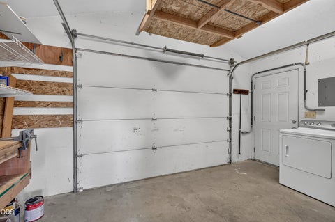 Tiny photo for 407 Marie Street, Medford, OR 97504 (MLS # 220224117)