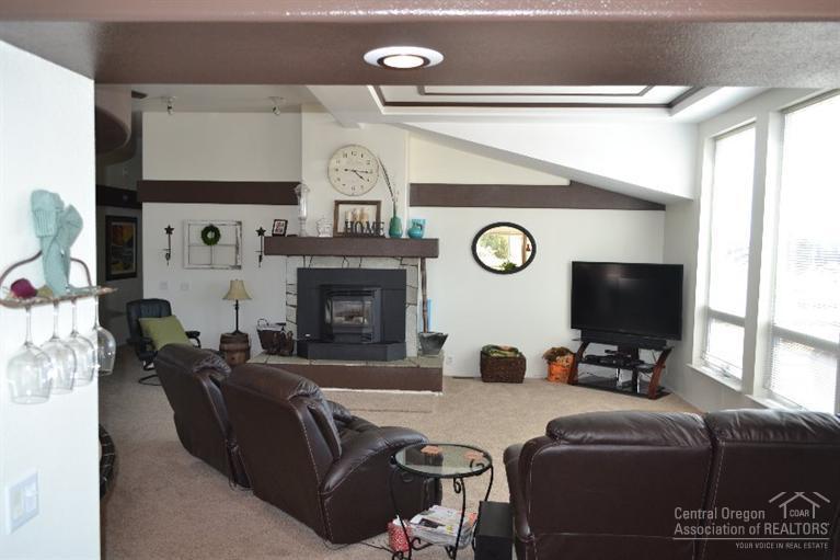 Twin Lakes Ranch - Residential