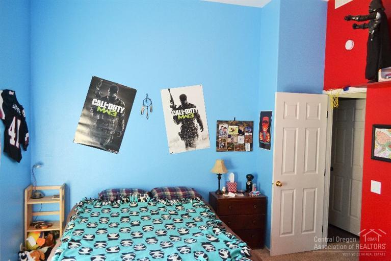 Twin Lakes Ranch - Residential