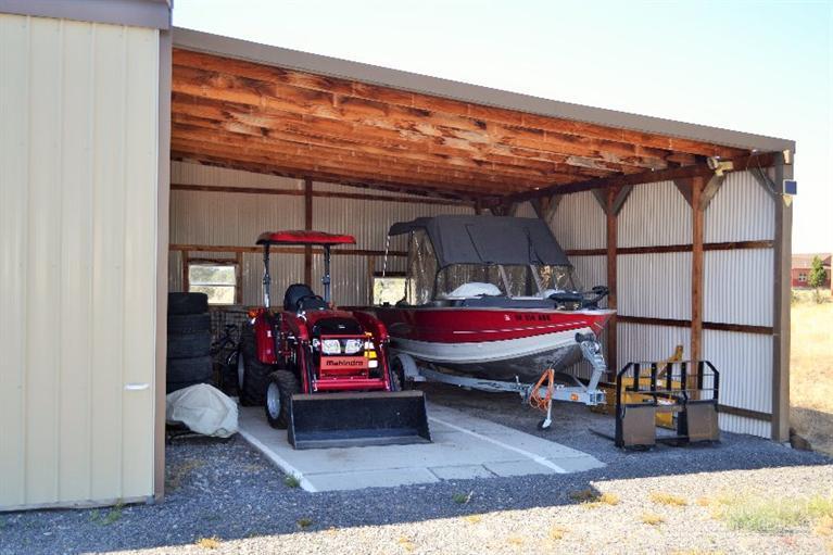 Twin Lakes Ranch - Residential