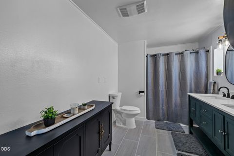 Tiny photo for 60325 Hwy 26, John Day, OR 97845 (MLS # 220224589)