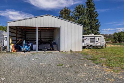 Tiny photo for 60325 Hwy 26, John Day, OR 97845 (MLS # 220224589)