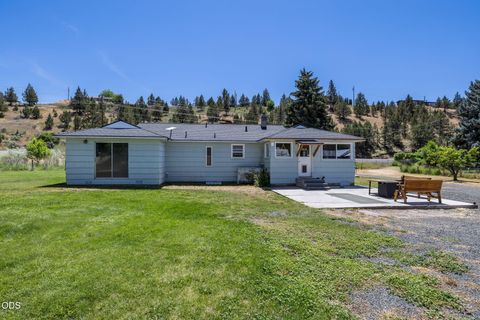 Tiny photo for 60325 Hwy 26, John Day, OR 97845 (MLS # 220224589)