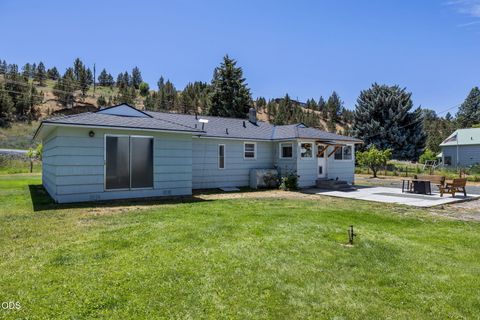 Tiny photo for 60325 Hwy 26, John Day, OR 97845 (MLS # 220224589)