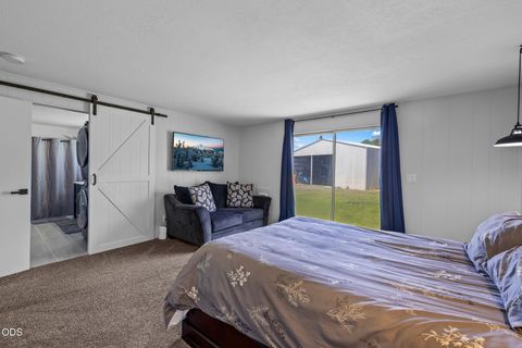 Tiny photo for 60325 Hwy 26, John Day, OR 97845 (MLS # 220224589)