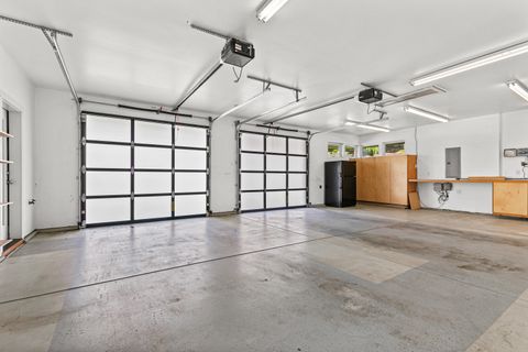 Tiny photo for 4323 Murryhill Terrace, Medford, OR 97504 (MLS # 220217141)