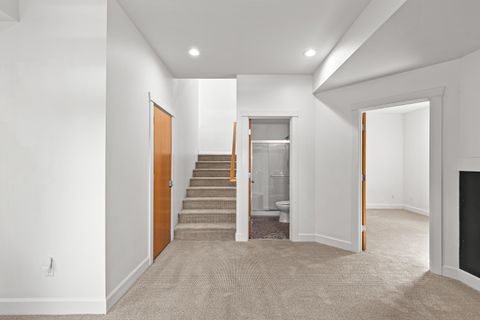 Tiny photo for 4323 Murryhill Terrace, Medford, OR 97504 (MLS # 220217141)