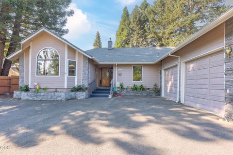 Tiny photo for 3630 Williams Highway, Grants Pass, OR 97527 (MLS # 220227369)