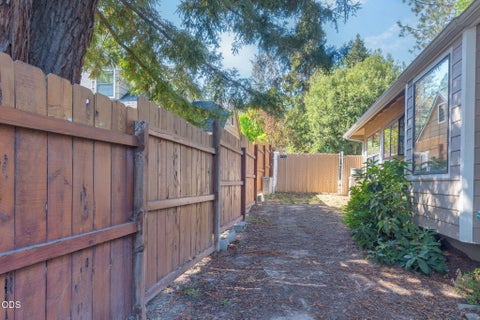 Tiny photo for 3630 Williams Highway, Grants Pass, OR 97527 (MLS # 220227369)