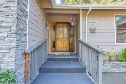 Tiny photo for 3630 Williams Highway, Grants Pass, OR 97527 (MLS # 220227369)