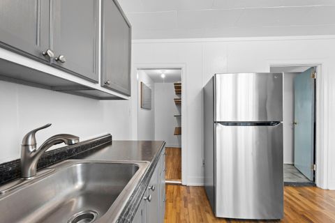 Tiny photo for 1321 SE Mill Street, Roseburg, OR 97470 (MLS # 220213275)