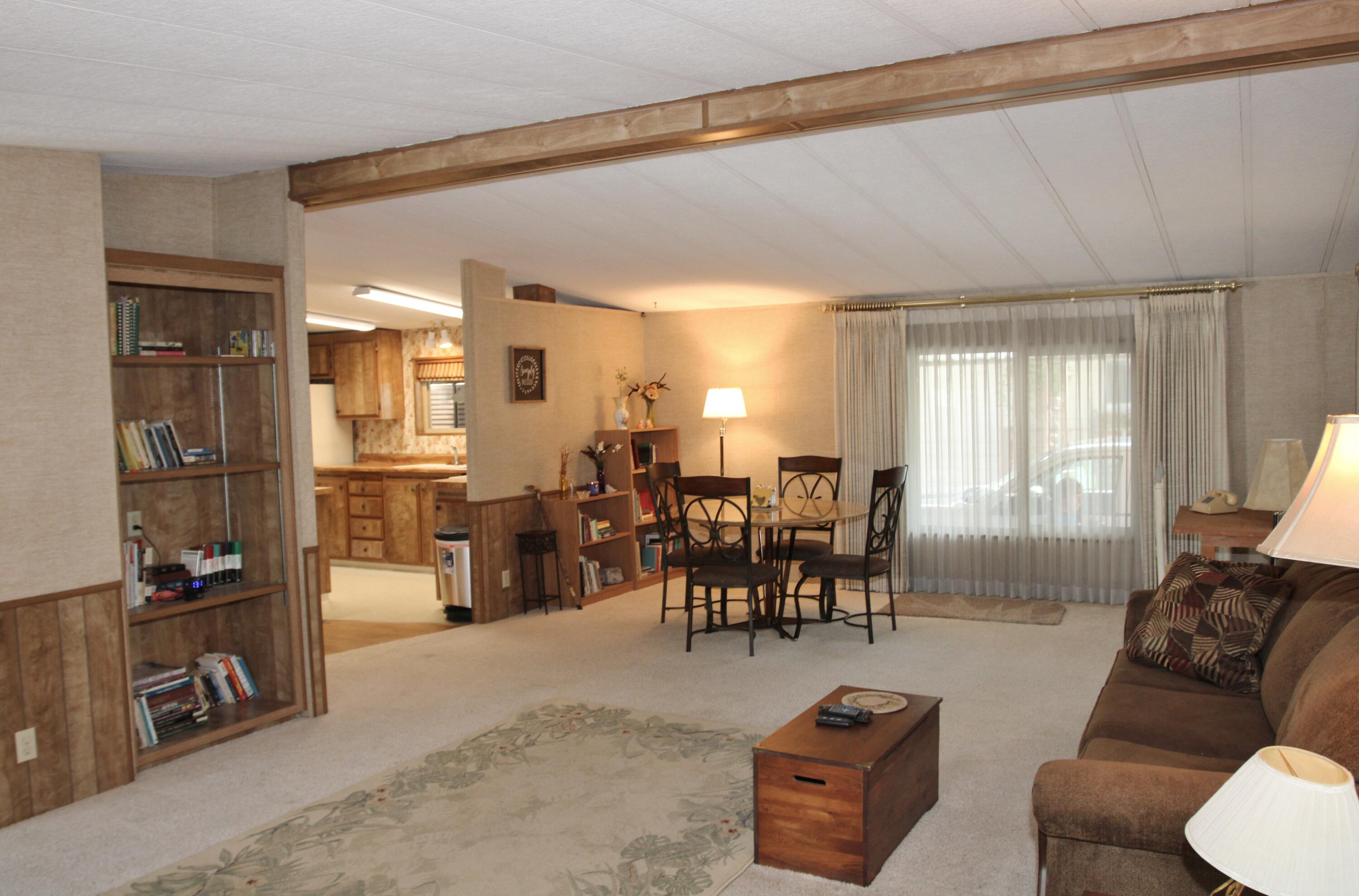 Summers Lane Homes - Residential